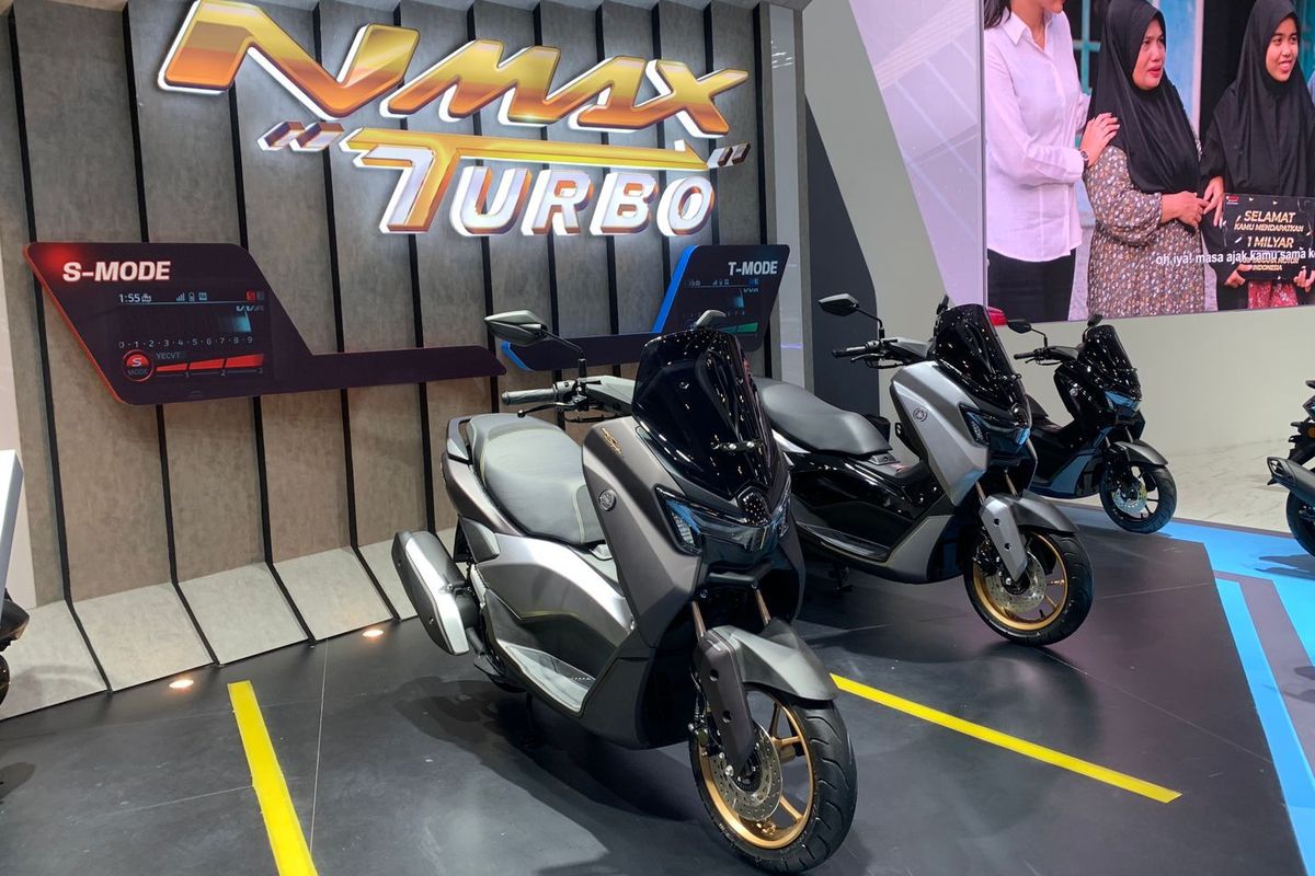 PT Yamaha Indonesia Motor Manufacturing (YIMM) resmi memasarkan Nmax generasi baru pada Juni 2024. Setelah empat bulan dipasarkan, Nmax Turbo akhirnya mendapatkan diskon, khususnya buat konsumen yang membeli di IMOS 2024. Salah satu tenaga penjual Yamaha