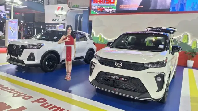 purerossi.com, Jakarta - PT Astra Daihatsu Motor (ADM) ikut serta dalam pameran Indonesia International Motor Show (IIMS) 2025. Jenama mobil kompak asal Jepang ini menjadikan gelaran yang berlangsung di JIExpo, Kemayoran, Jakarta Pusat, sebagai bagian dari kontribusinya terhadap penjualan kendaraan nasional.